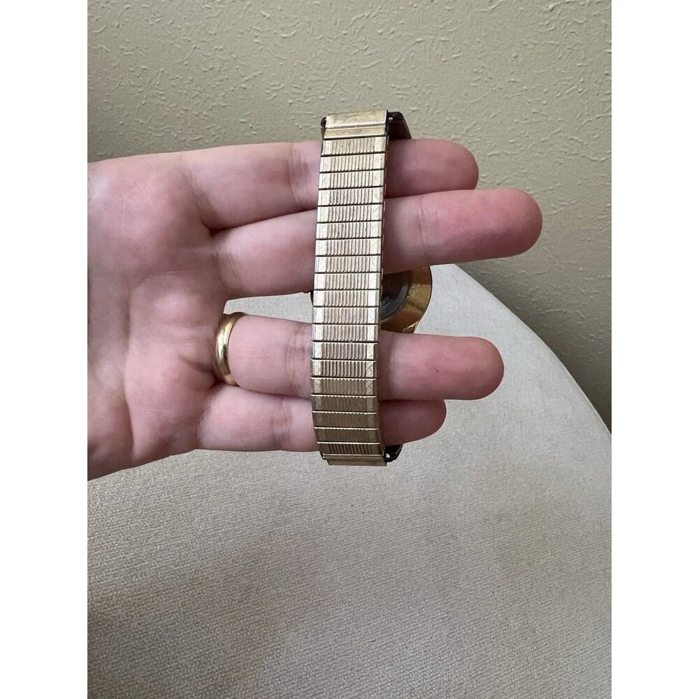 VTG TIMEX 12K TURQUOISE WATCH BAND FLORAL WATER RESISTANT BASE METAL BEZEL